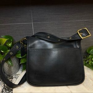 Vintage Coach Legacy Zip #9966 Black Crossbody Bag